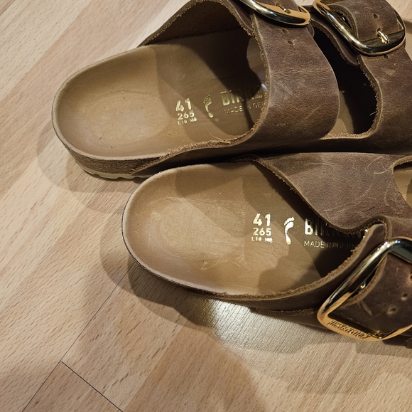 Arizona big buckle oiled leather sandals - Picture 3 of 5